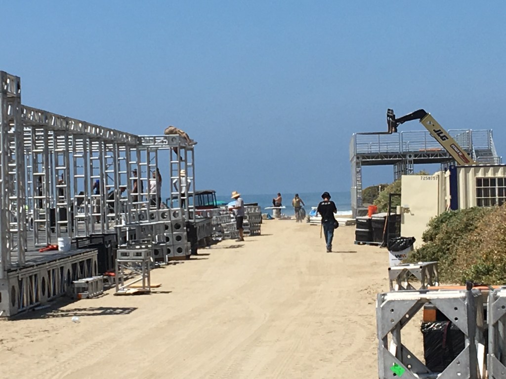 Lowers Pro 2016 set-up at San Onofre State Beach